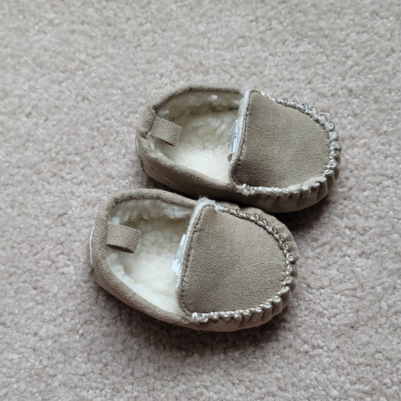 Baby slippers, 3-6 months, beige, moccasins - Picture 7 of 7